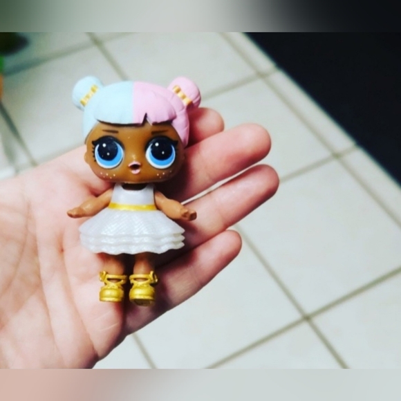 MGA LOL Surprise Dolls Series 2 Let's Be Friends Sugar - Picture 1 of 4